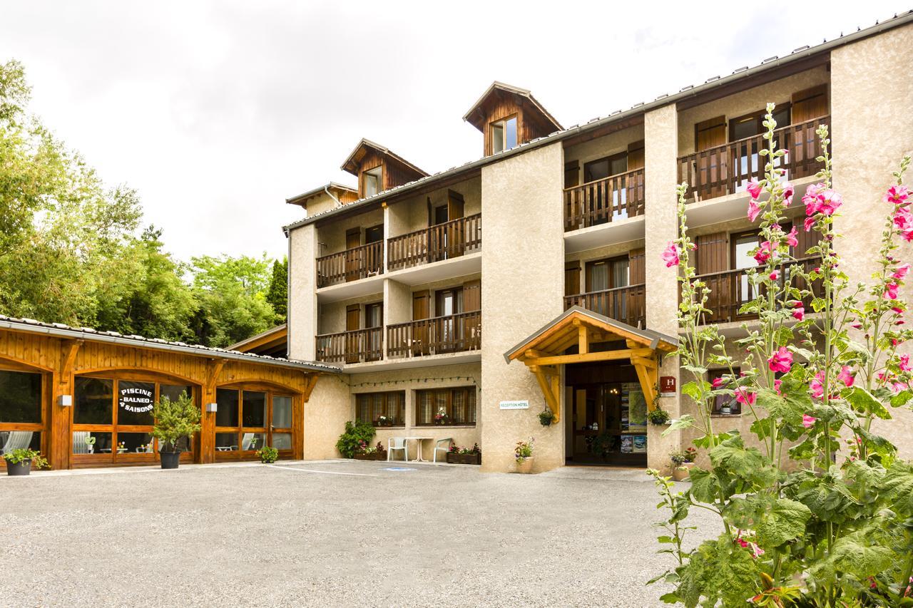 Le Catinat Fleuri Hotel Guillestre Exterior photo